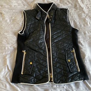 Vest!